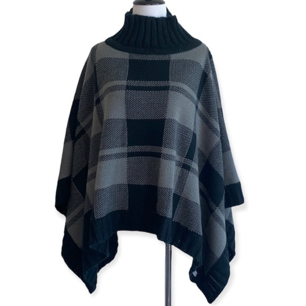 Columbia women’s O/S plaid be cozy sweater poncho